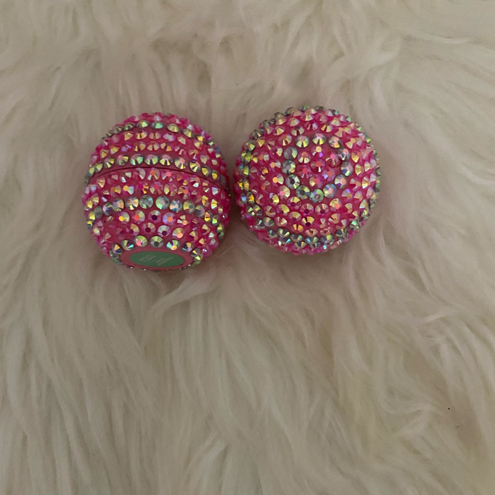 2 piece EOS lip balm set,